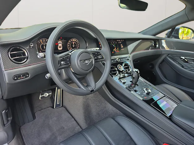 Bentley Continental GT Speed 782 PS PHEV/ 1.9% Leasing möglich.