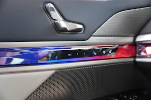 BMW 740d xDrive 48V Steptronic LUXURY!!!