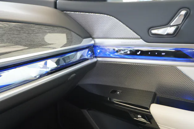 BMW 740d xDrive 48V Steptronic LUXURY!!!