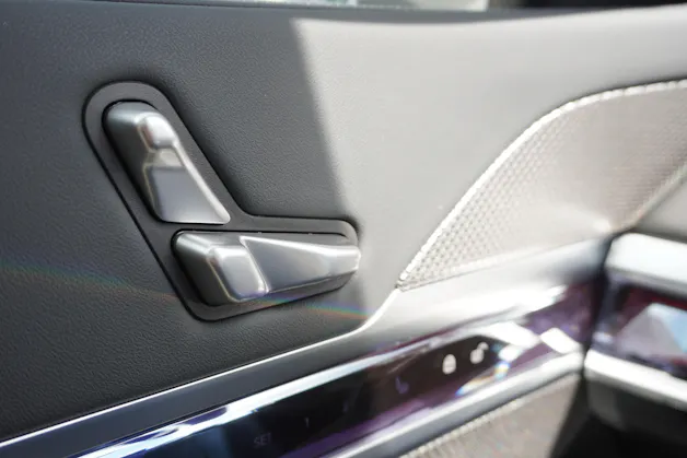 BMW 740d xDrive 48V Steptronic LUXURY!!!