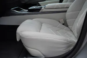 BMW 740d xDrive 48V Steptronic LUXURY!!!