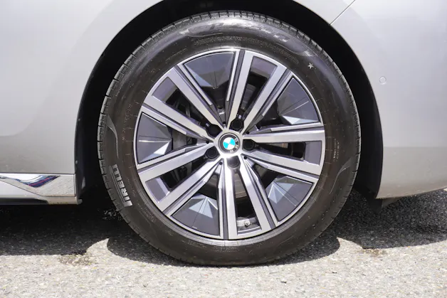 BMW 740d xDrive 48V Steptronic LUXURY!!!