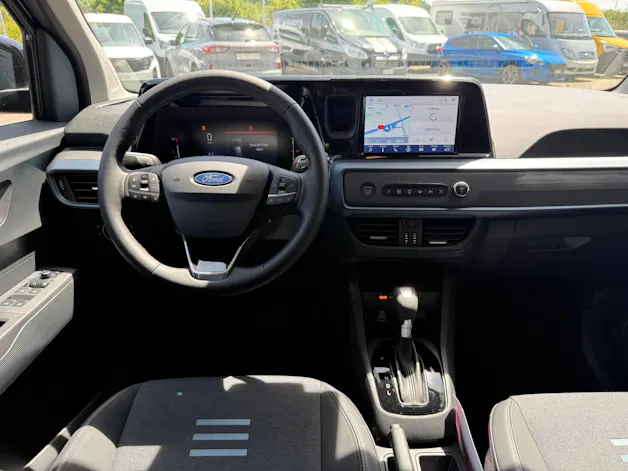 Ford Tourneo Courier 1.0 EcoBoost Active Automat