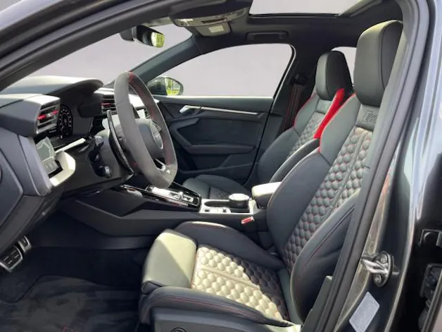 Audi RS3 Sportback 2.5 TSI quattro S-tronic