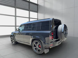 Land Rover Defender 110 3.0 D I6 300 X-Dynamic HSE AWD AT8