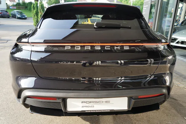 Porsche Taycan 4 Cross Turismo