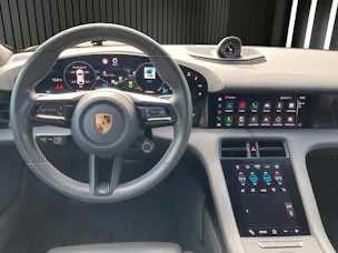 PORSCHE Taycan 4 Cross Turismo
