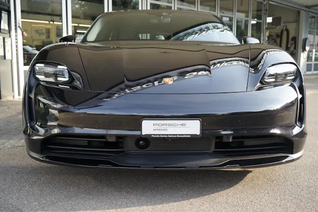 Porsche Taycan 4 Cross Turismo