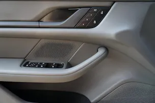 Porsche Taycan 4 Cross Turismo