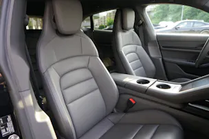 Porsche Taycan 4 Cross Turismo