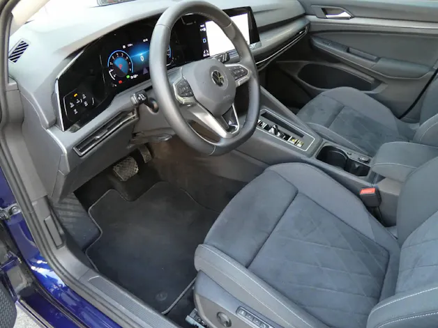 VW Golf VIII Variant 1.5 eTSI Style DSG