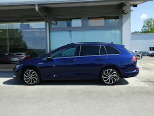 VW Golf VIII Variant 1.5 eTSI Style DSG