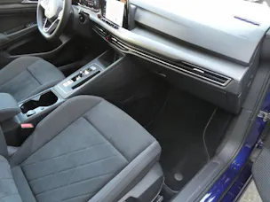 VW Golf VIII Variant 1.5 eTSI Style DSG