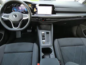 VW Golf VIII Variant 1.5 eTSI Style DSG