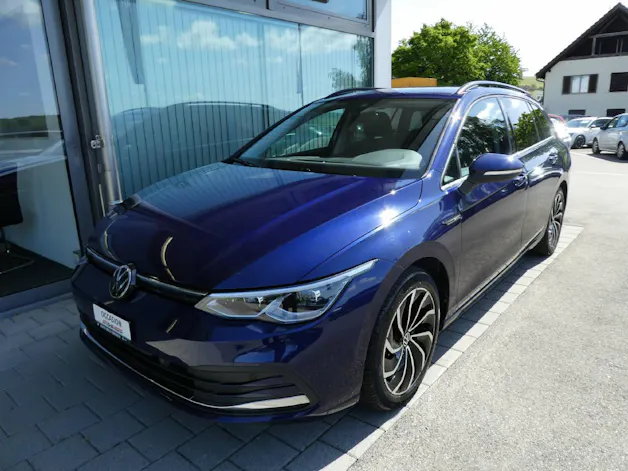 VW Golf VIII Variant 1.5 eTSI Style DSG
