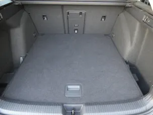 VW Golf VIII Variant 1.5 eTSI Style DSG