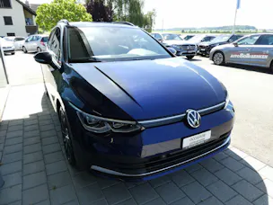 VW Golf VIII Variant 1.5 eTSI Style DSG