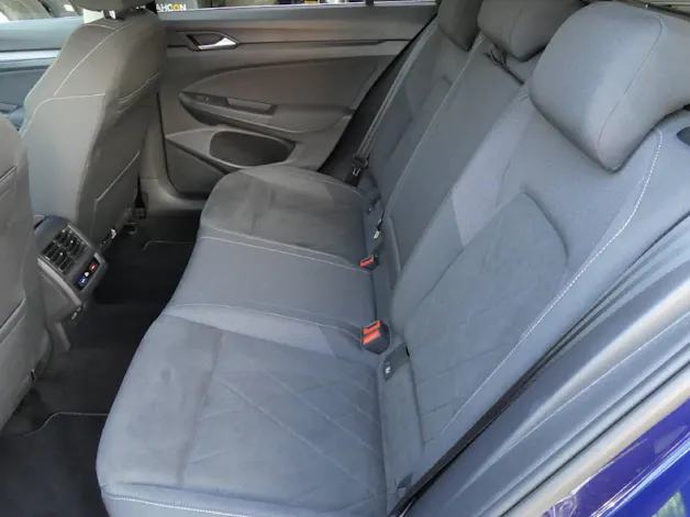 VW Golf VIII Variant 1.5 eTSI Style DSG