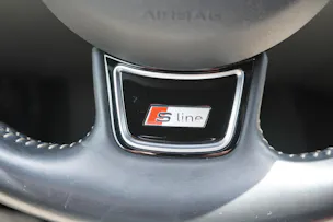 Audi Q5 2.0 TDI quattro S-tronic S-LINE!!!