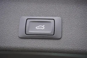 Audi Q5 2.0 TDI quattro S-tronic S-LINE!!!