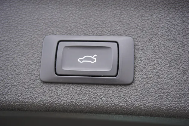 Audi Q5 2.0 TDI quattro S-tronic S-LINE!!!
