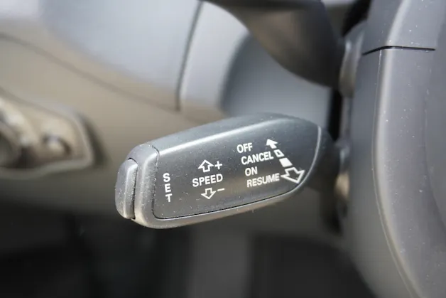 Audi Q5 2.0 TDI quattro S-tronic S-LINE!!!