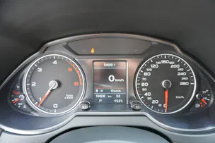 Audi Q5 2.0 TDI quattro S-tronic S-LINE!!!