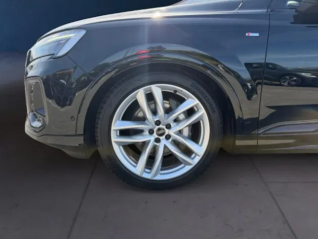 Audi Q7 50 TDI quattro S Line tiptronic
