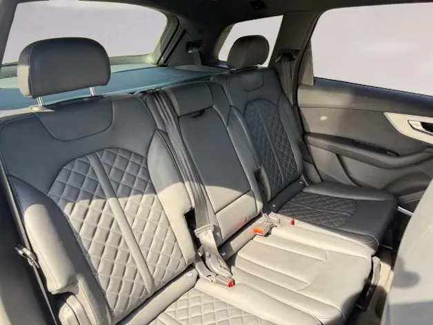 Audi Q7 50 TDI quattro S Line tiptronic