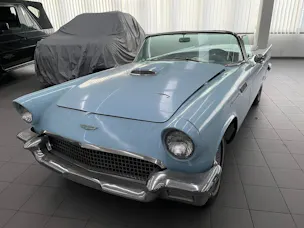 Ford Thunderbird