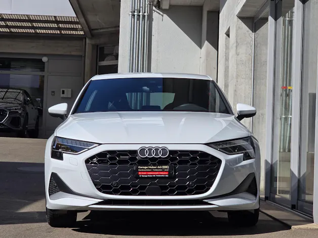 AUDI A3 Sportback 35 TFSI advanced Attraction S-tronic