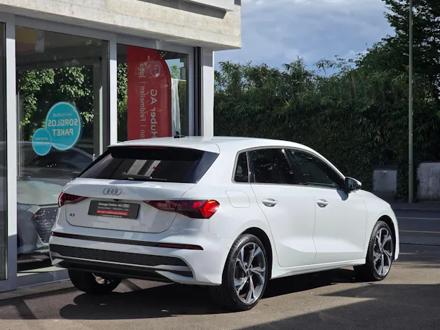 AUDI A3 Sportback 35 TFSI advanced Attraction S-tronic