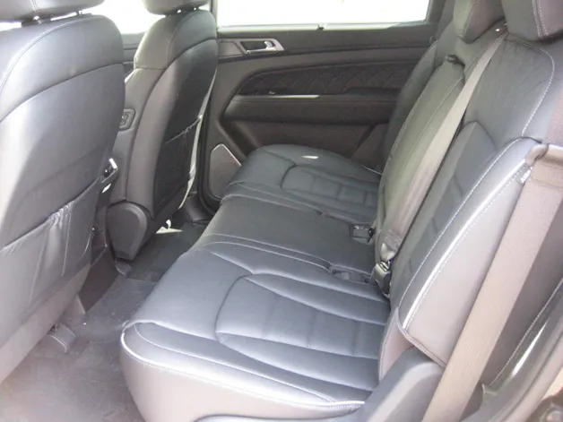 KGM -SsangYong Rexton 2.2 CRDi Blackline 4WD AT