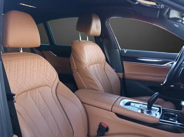 BMW 750i xDrive