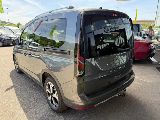 Ford Tourneo Connect 1.5 PHEV Active Automat