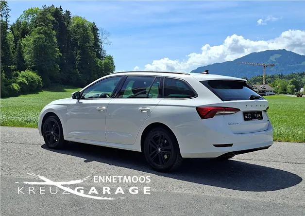 Škoda Octavia Combi 1.5 TSI mHEV DSG Ambition *8-fach bereift*