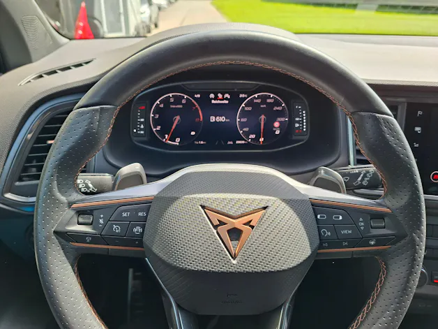 Cupra Ateca 2.0TSI 4Drive DSG *inkl. Garantie+8-fach bereift*