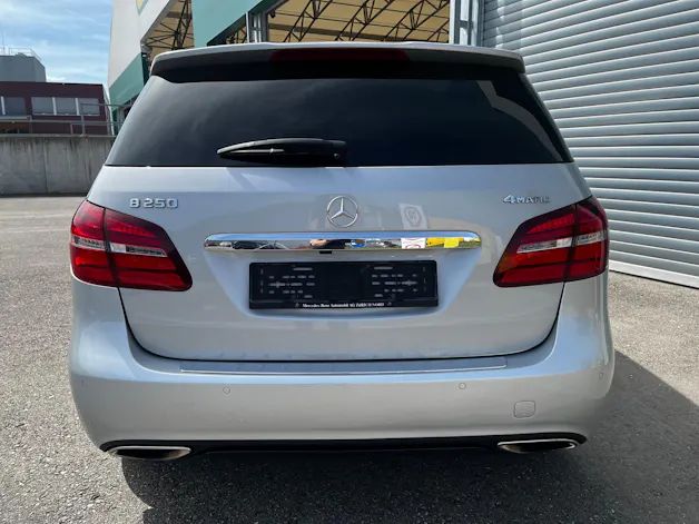 Mercedes-Benz B 250 Urban 4Matic 7G-DCT