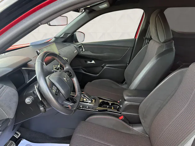 DS Automobiles AUTOMOBILES DS 3 Crossback Performance Line EAT8