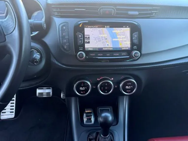 Alfa Romeo Giulietta 1750 TBi Veloce TCT