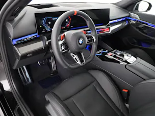 BMW M5 xDrive Touring