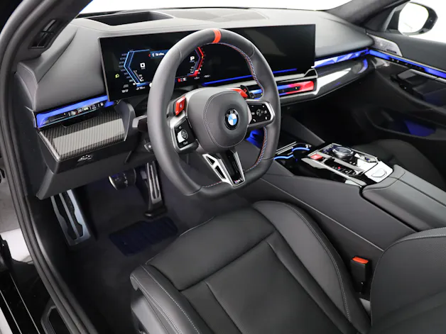 BMW M5 xDrive Touring