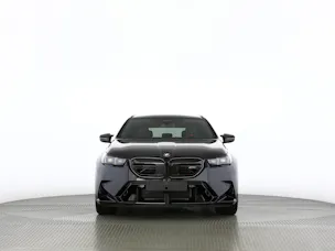 BMW M5 xDrive Touring