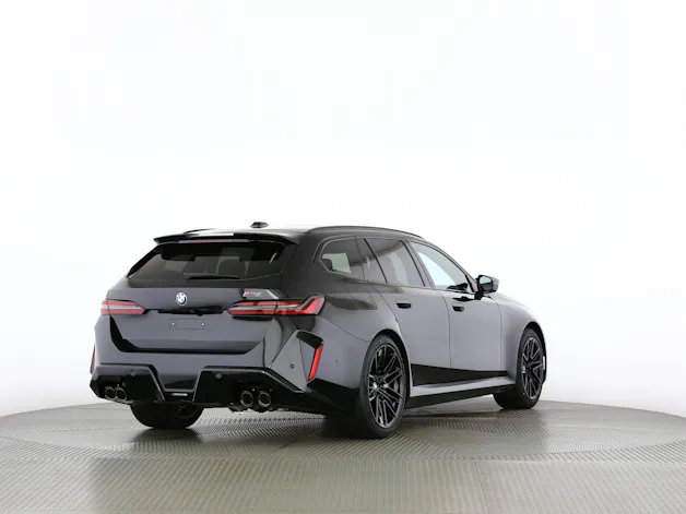 BMW M5 xDrive Touring