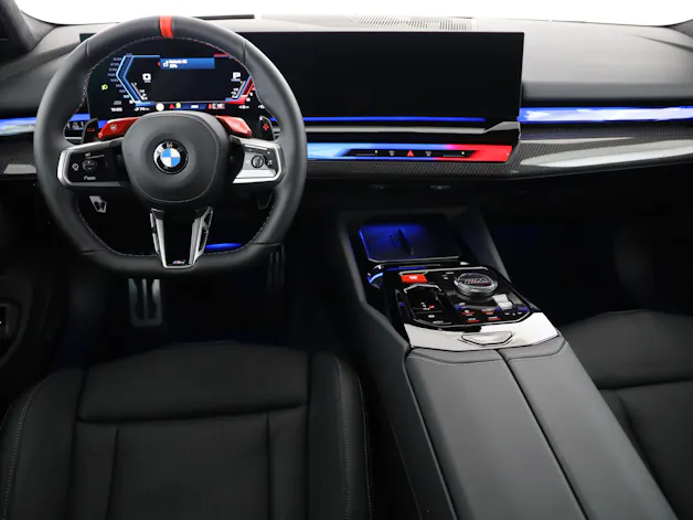 BMW M5 xDrive Touring