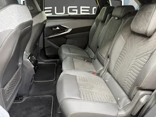 PEUGEOT 5008 1.6 PHEV 225 GT Exclusive