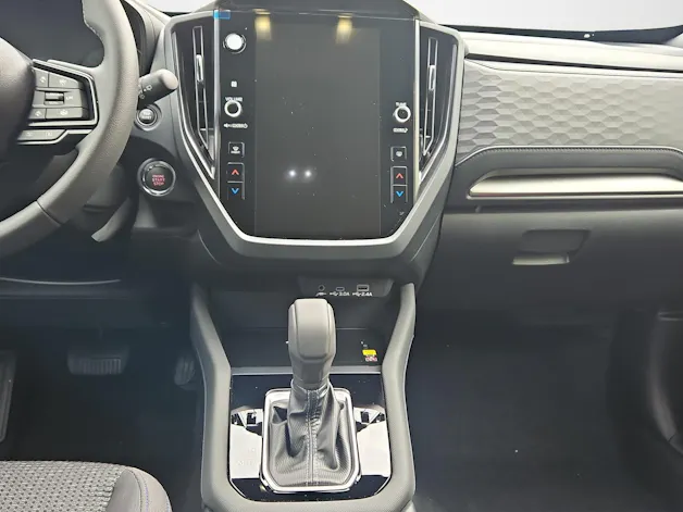 Subaru Forester Station 2.0i e-Boxer Swiss Plus