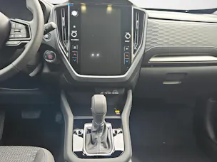 Subaru Forester Station 2.0i e-Boxer Swiss Plus
