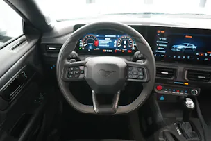 Ford Mustang Coupé 5.0 V8 Dark Horse