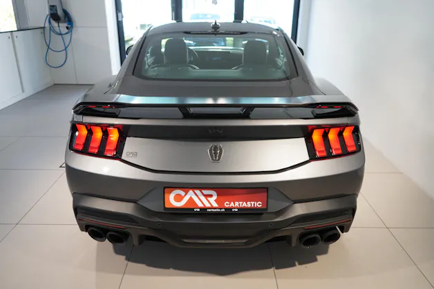 Ford Mustang Coupé 5.0 V8 Dark Horse